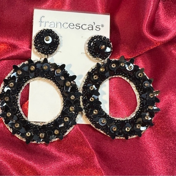 Francesca’s Black Sequin Floral Beaded Statement Earrings NWT - Picture 4 of 10